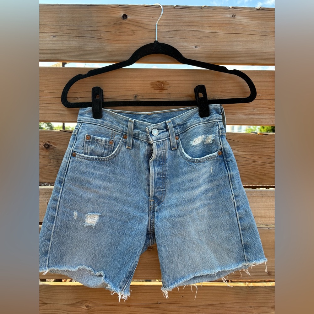 Levi’s 501 Mid Thigh Classic Blue Denim Women's Shorts